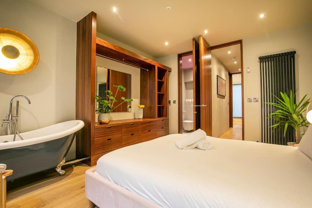 Hammock Heights! Hot Tub,Private Garage,Citycentre Manchester Eksteriør bilde